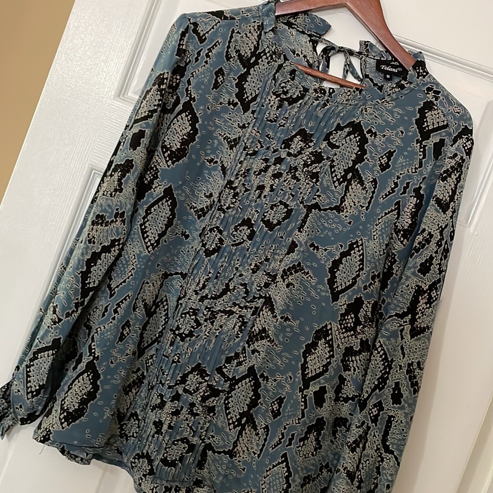 Tolani 100% silk shirt animal print